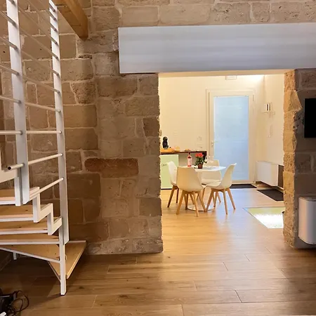 Petra Dimora Leccese בית הארחה 3*