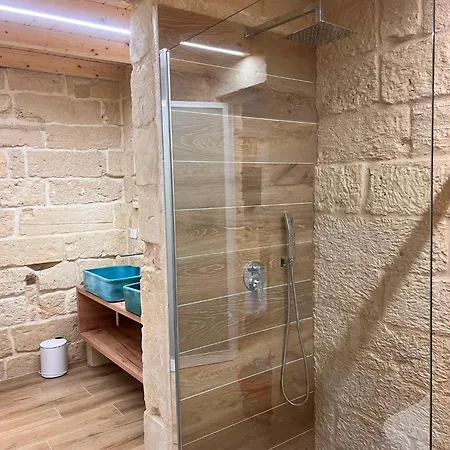 Petra Dimora Leccese בית הארחה לצ'ה